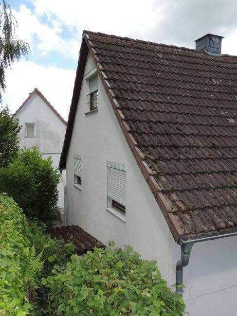 Immobilie in Lahntal - Bezahlbares Wohneigentum im Dorfkern - teilmodernisiert - Bild 1