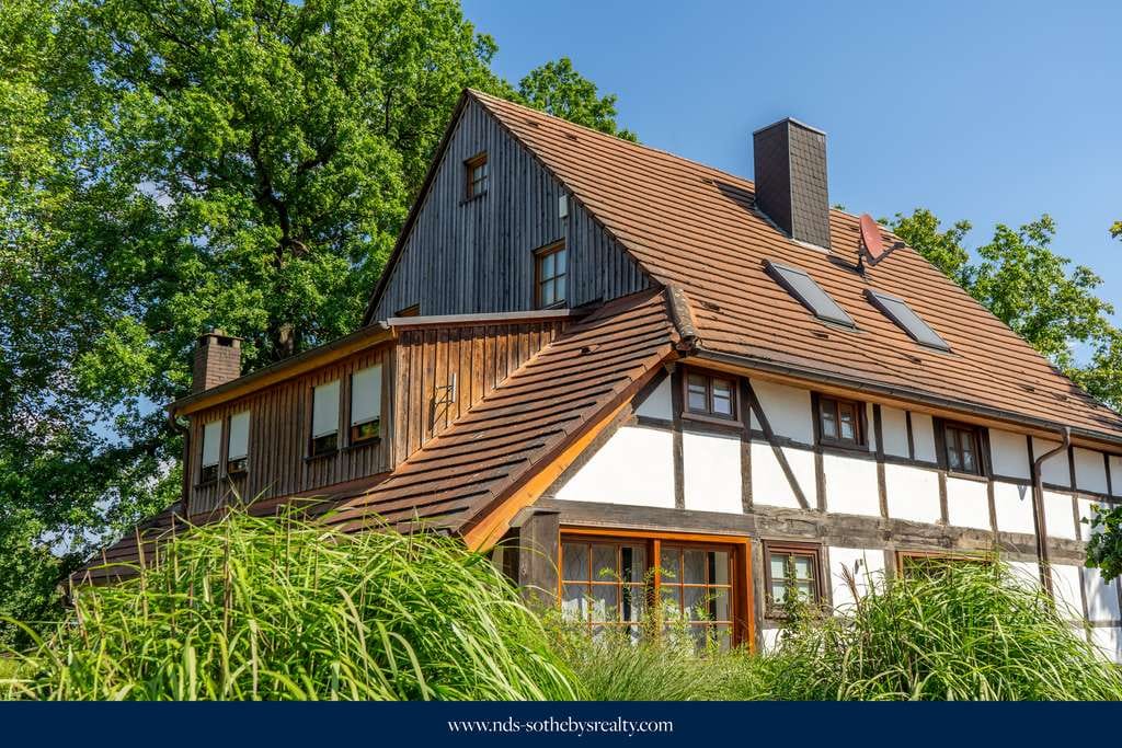 Immobilie in Deensen - Historisches Fachwerkhaus mit moderner Ausstattung und besonderem Charme - Bild 0