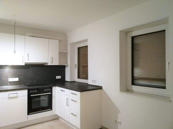 Immobilie in Scheeßel - Provisionsfreier Verkauf! Sie können gleich einziehen...Reihenmittelhaus mit Wintergarten, Balkon, Garage  - Bild 2