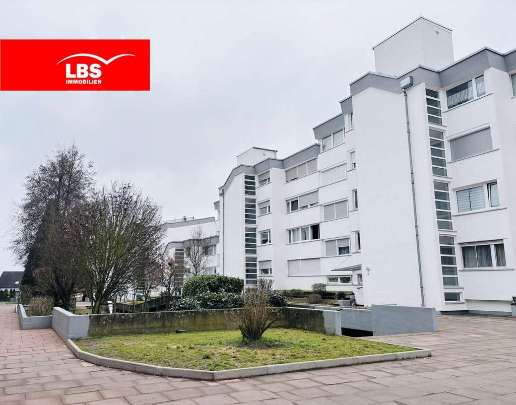Immobilie in Bruchköbel - ***GUT VERMIETET : schön geschnittene 3-Zi-Whg im 3.OG mit großem Sonnen-Balkon *** - Bild 0