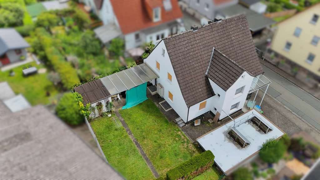 Immobilie in Gladenbach - Sonniges Einfamilienhaus mit Garten in Gladenbach OT - Bild 2