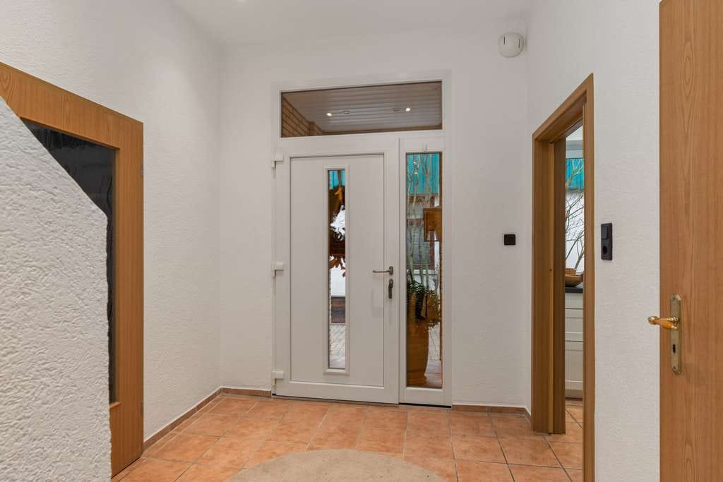 Immobilie in Bassum - Bassum | Stilvoll saniertes Wohnhaus mit Charakter und Kamin. Viel Platz zum Ankommen und Wohlfühlen - Bild 2