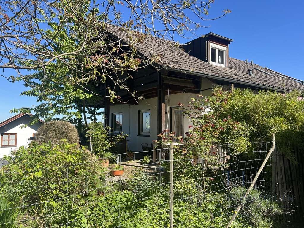 Immobilie in Bühl - Einfamilienhaus in naturnaher Lage mit tollem Ausblick - Bild 3