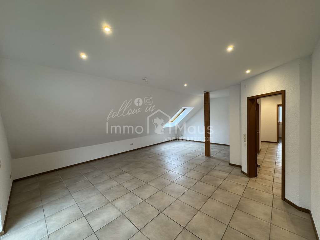 Immobilie in Nachrodt-Wiblingwerde - Klein, fein, privat: 3-Zimmer-Dachgeschosswohnung im 2-Familienhaus - Bild 2