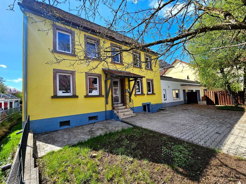 Immobilie in Hefersweiler - Großzügiges Anwesen mit vielen Möglichkeiten - Bild 0
