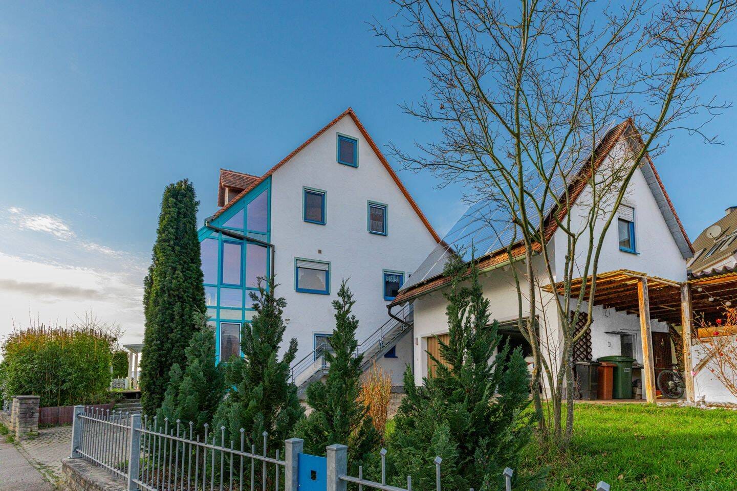 Immobilie in Bechhofen - Zweifamilienhaus mit vielfältiger Nutzungsmöglichkeit - Bild 0