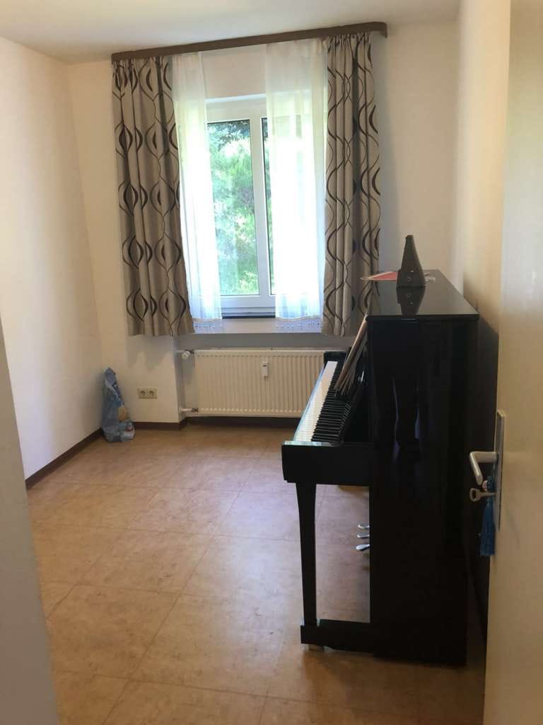 Immobilie in Hoppstädten-Weiersbach - Großzügige und gepflegte 5-Zimmer-Wohnung – attraktive Kapitalanlage mit ca. 8,4 % jährlicher Mietre - Bild 1