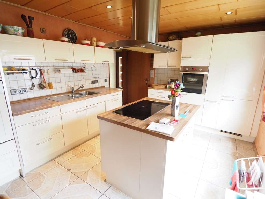 Immobilie in Marienrachdorf - Gemütliches Einfamilienhaus mit Nebengebäude auf großem Grundstück - Bild 4