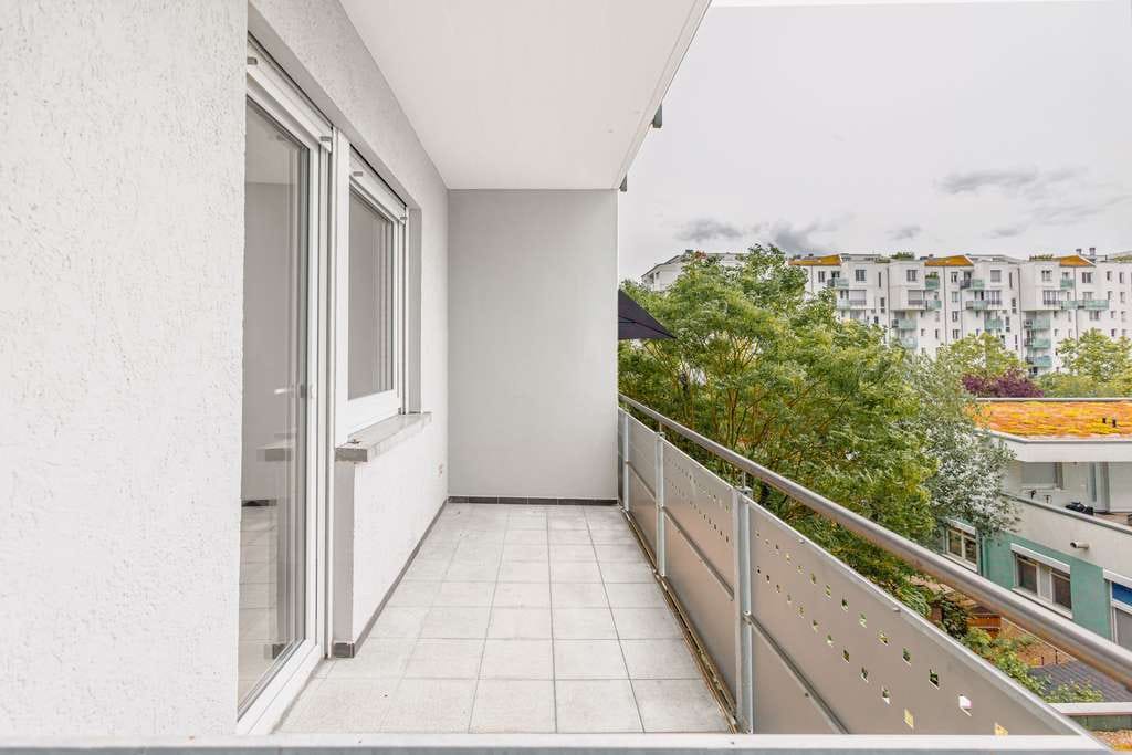 Immobilie in Karlsruhe - Attraktive 1,5 Zimmer Wohnung in der Innenstadt - Bild 1