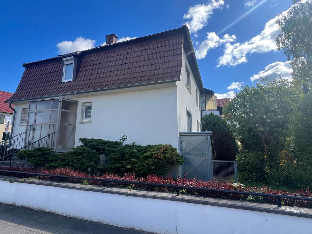 Immobilie in Helmstedt - Charmante Villa mit Einliegerwohnung und Gewerbeeinheit in beliebter Wohnlage von Helmstedt - Bild 3