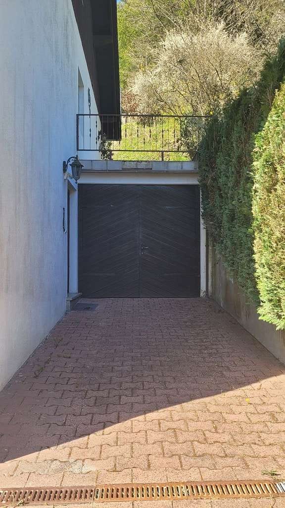 Immobilie in Staudernheim - Einfamilienhaus mit Garage am Waldrand - Bild 2