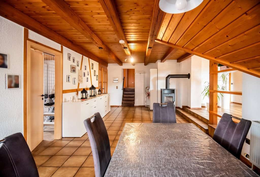 Immobilie in Oberstenfeld - Kapitalanlage: Wohnung und Gewerbe - Bild 3