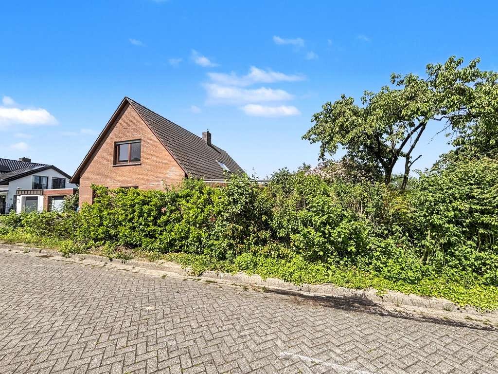Immobilie in Salzbergen - Einfamilienhaus mit Wintergarten, Vollkeller und großem Grundstück in Toplage von Salzbergen - Bild 2