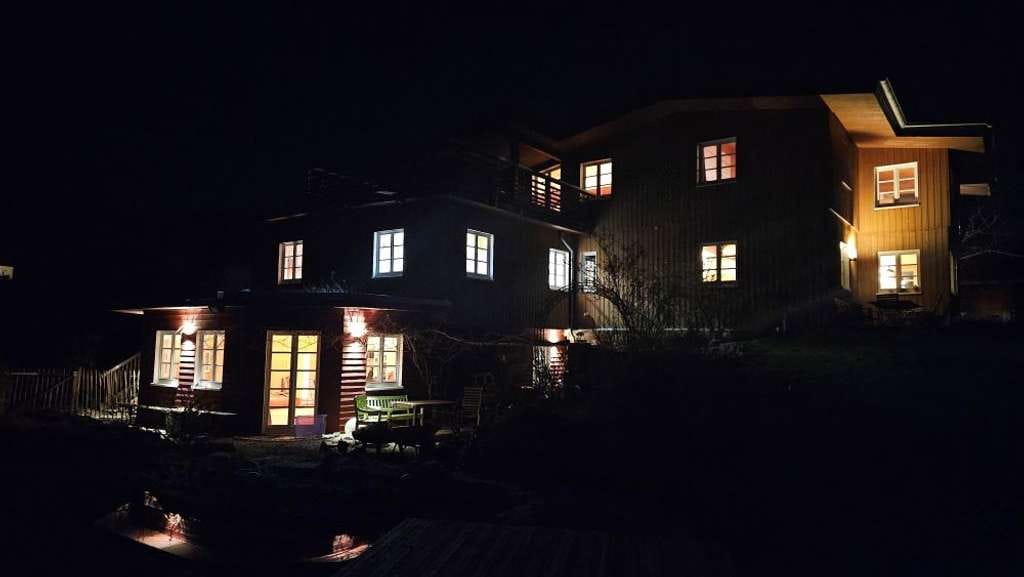 Immobilie in Hardegsen - Exklusives Massivholz-Haus mit vielseitiger Nutzung in idyllischer Lage - Bild 0
