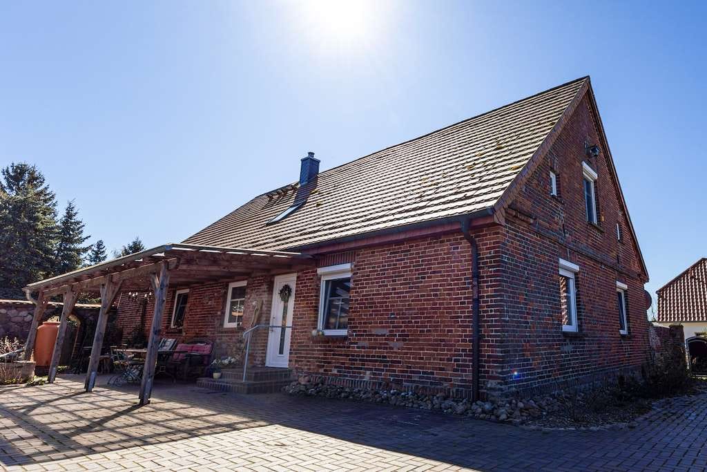 Immobilie in Lindholz - Ökologisch kernsaniertes Landhaus mit großem Grundstück, Ausbaureserve und Streuobstwiese - Bild 4