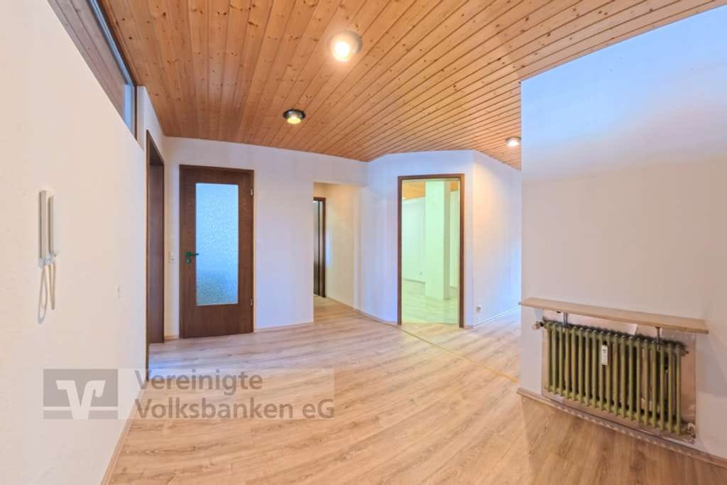 Immobilie in Pfullingen - 4,5-Zimmer-Erdgeschosswohnung oder Praxis/Büro in zentraler Lage in Pfullingen - Bild 3
