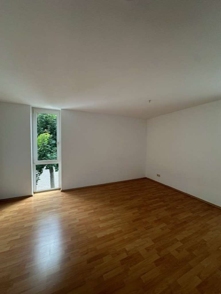 Immobilie in Homburg - Gepflegte Single-Wohnung incl. Einbauküche *Erwerb direkt vom Eigentümer - ohne Provision* - Bild 3
