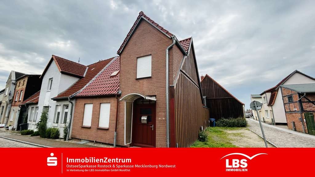 Immobilie in Gnoien - Kleines Haus in niedlicher Kleinstadt - Bild 0