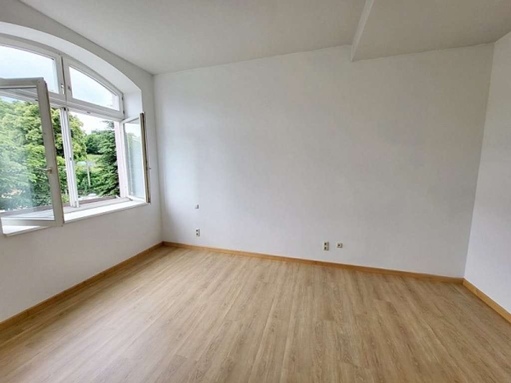 Immobilie in Neumark - Helle alten-/behindertengerechte 2-RWE mit Lift - Bild 2