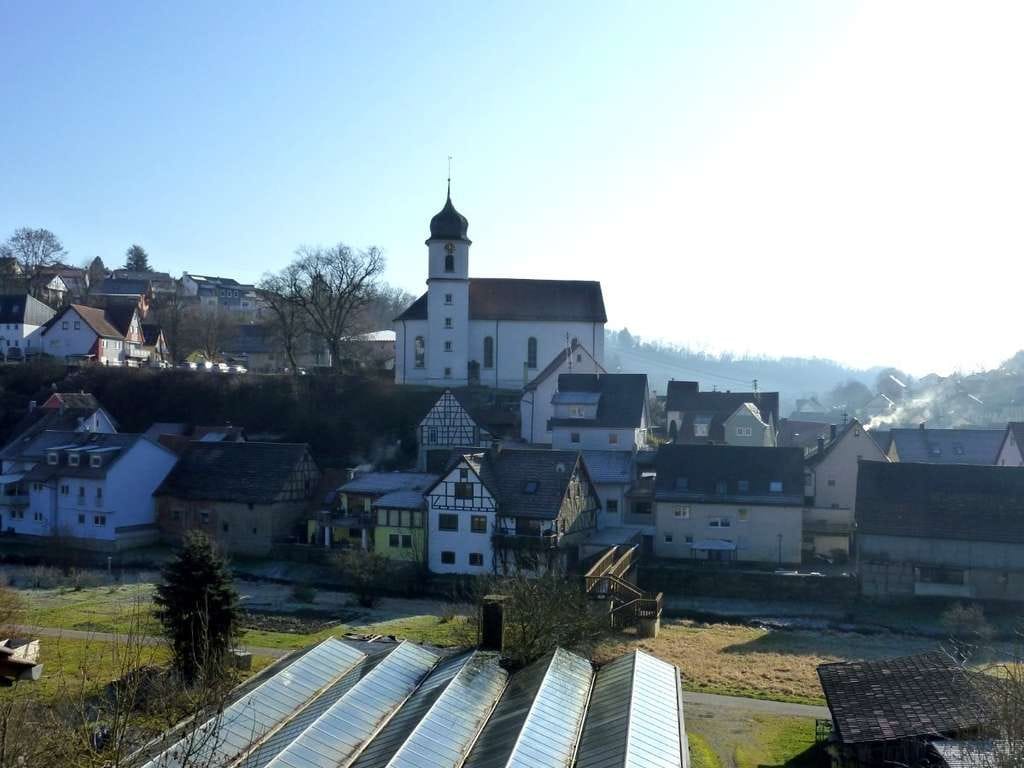 Immobilie in Billigheim - Freistehendes Ein/Zweifamilienhaus mit großem Grundstück und angrenzenden Gewächshaus in Allfeld! - Bild 4