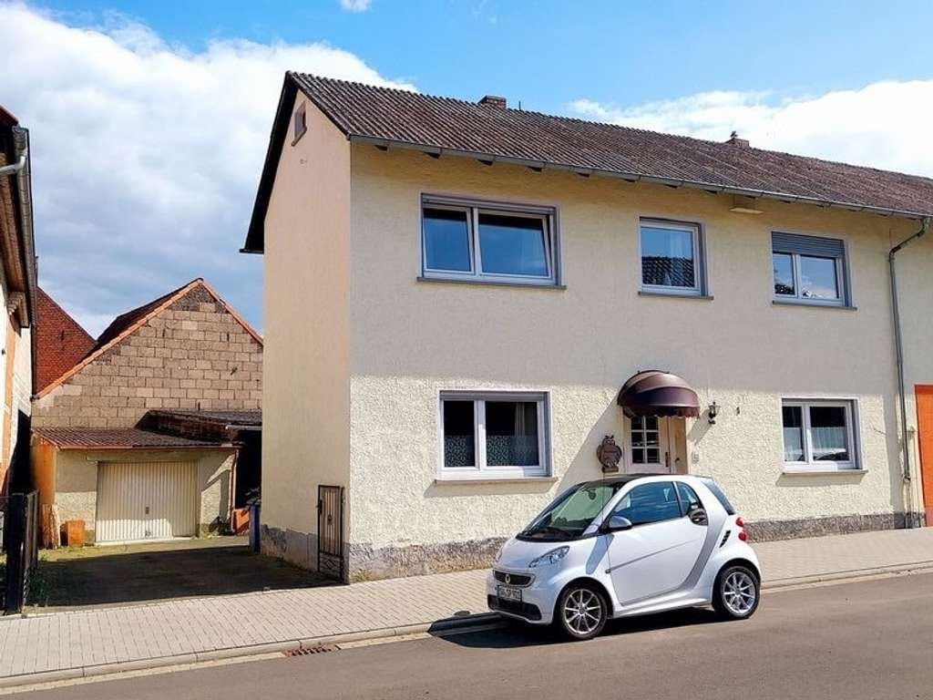 Immobilie in Hungen - Großes Einfamilienhaus mit Gewerberaum in Hungen-Villingen - Bild 3