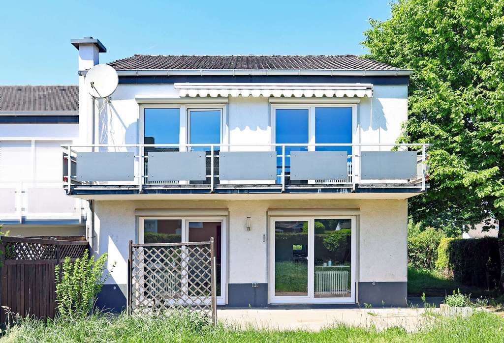 Immobilie in Herforst - Herforst: Reihenendhaus mit Garten, Balkon und flexiblen Nutzungsmöglichkeiten - Bild 1