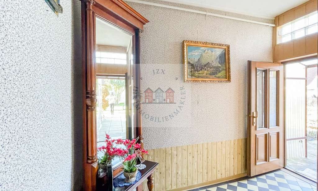 Immobilie in Bad Schmiedeberg - Vollvermietet mit Garten, Garagen und Stellplätzen - Bild 4