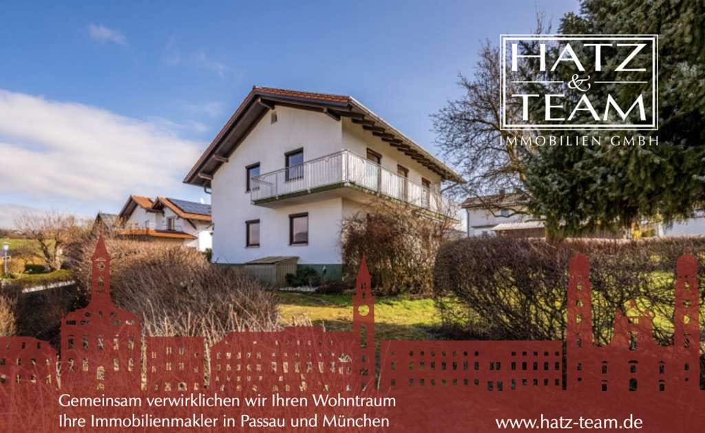 Immobilie in Tittling - Investieren im Grünen
Vermietetes Einfamilienhaus mit Potenzial in toller Lage! - Bild 0