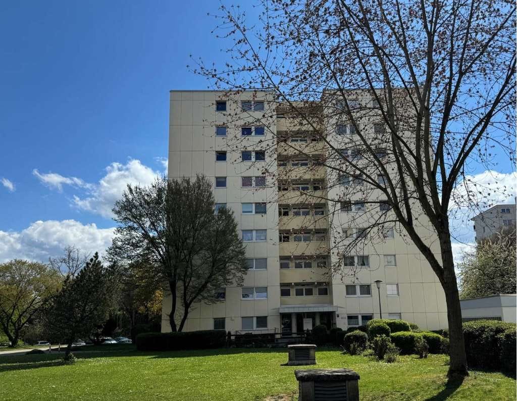 Immobilie in Markt Schwaben - Geldanlage oder selbst Wohlfühlen - Schöne EG-Wohnung mit großer Ost-Terrasse - Bild 0