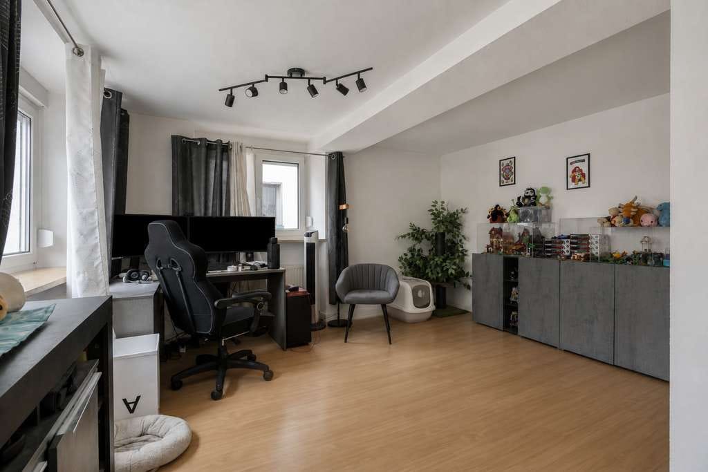 Immobilie in Weinsheim - Ein Haus mit Geschichte – zwei Wohnungen, viele Möglichkeiten im idyllischen Weinsheim - Bild 1