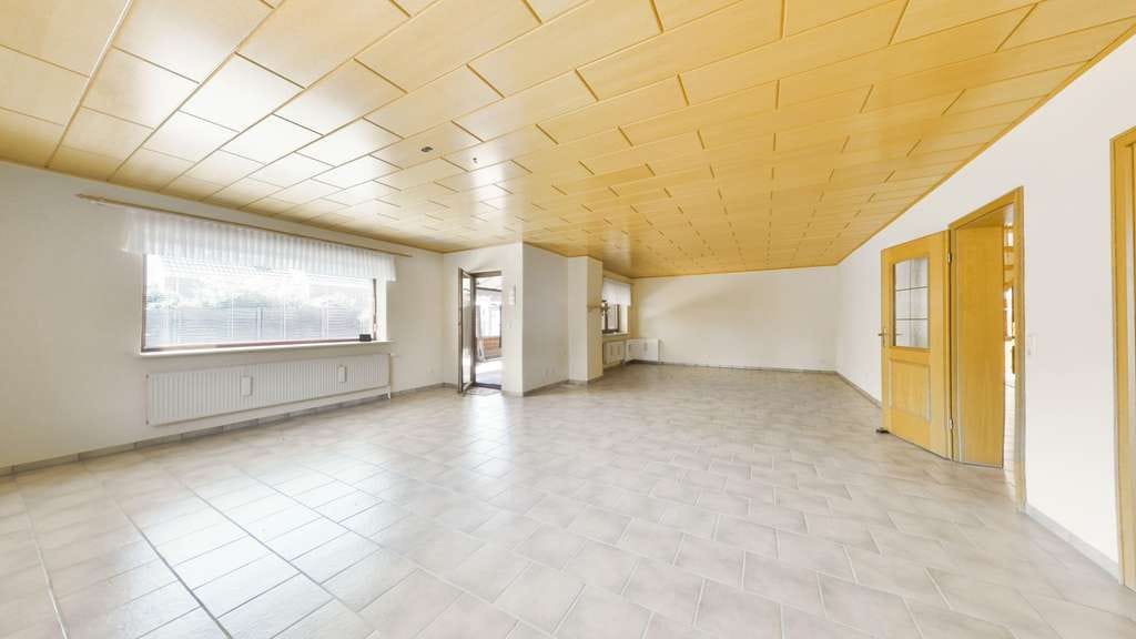Immobilie in Schönberg (Holstein) - Großes Einfamilienhaus in Schönberg in Ostseenähe - Bild 3