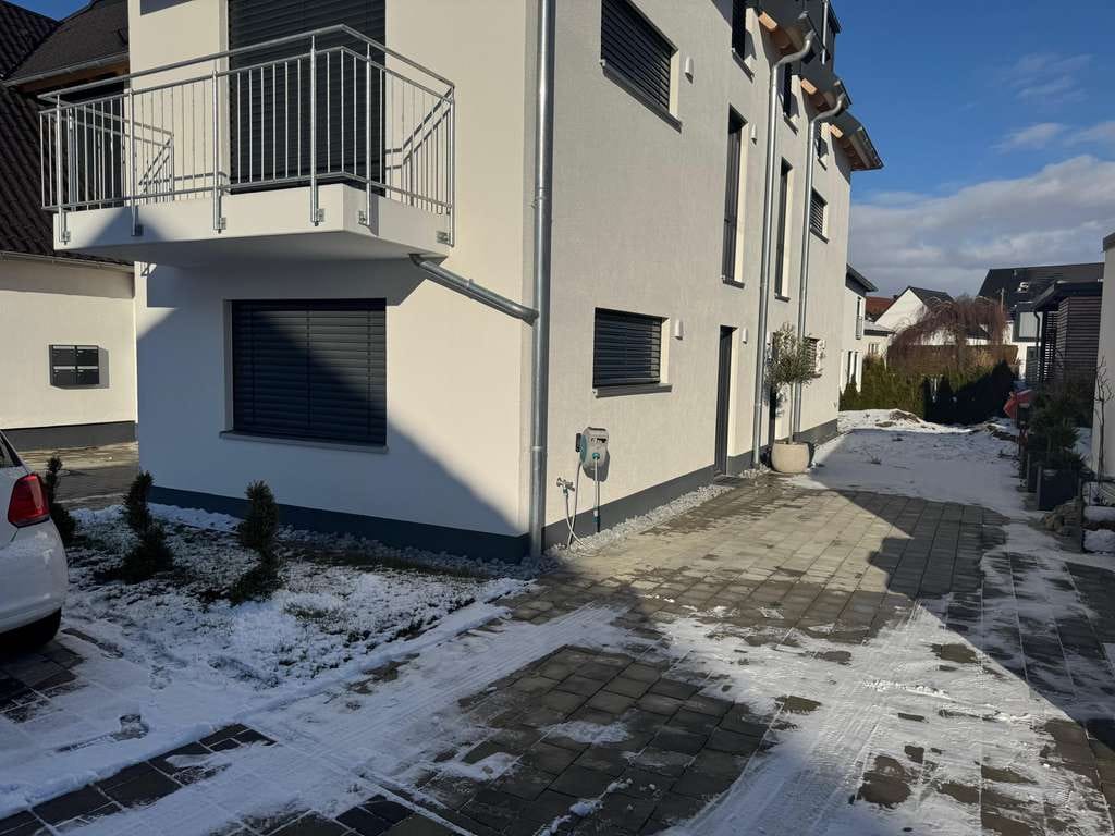 Immobilie in Ernsgaden - Großzügige Erdgeschosswohnung mit Terrasse und Garten in Ernsgaden zu verkaufen! - Bild 1
