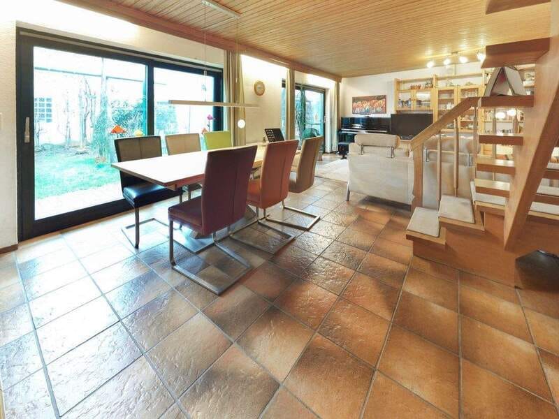 Immobilie in Kippenheim - Großzügiges Zweifamilienhaus mit vielseitigen Nutzungsmöglichkeiten - Bild 0