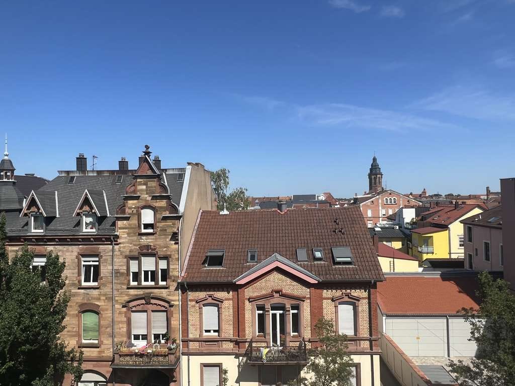 Immobilie in Landau in der Pfalz - charmantes Dachgeschoss-Studio in Altstadtvilla - Bild 0