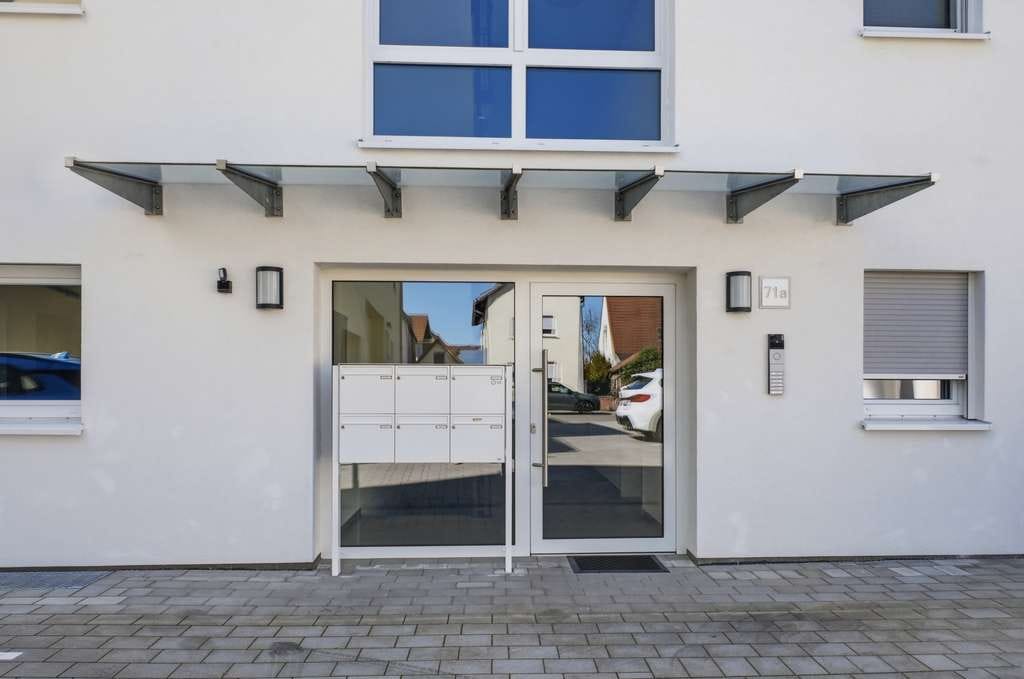 Immobilie in Offenbach an der Queich - Exklusive und neuwertige Dachgeschosswohnung mit 3 Stellplätzen in Offenbach - Bild 2