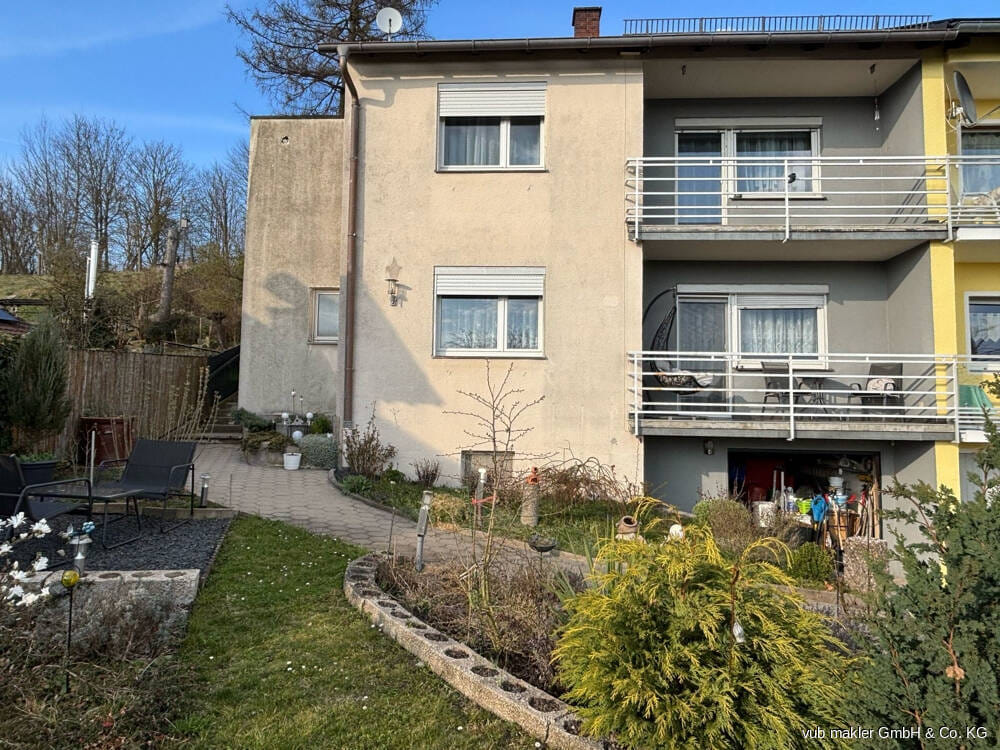 Immobilie in Wiesau - Doppelhaushälfte mit viel Platz zum Entfalten in Wiesau - Bild 0