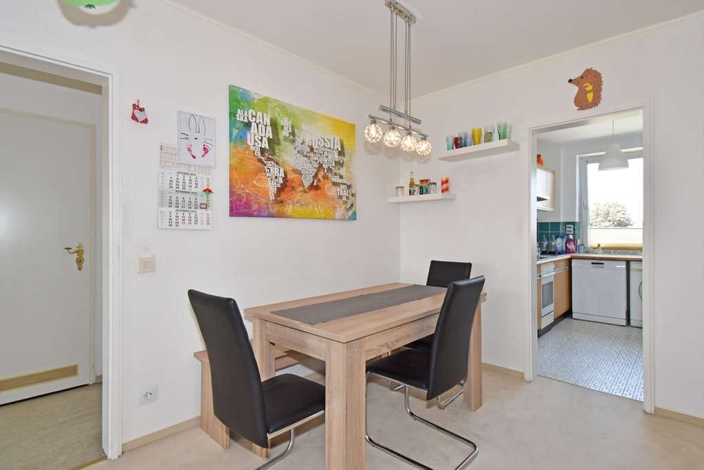 Immobilie in Oststeinbek - Weitblick inklusive: renovierungsbedürftige 3-Zimmer-Wohnung mit Balkon in gepflegter Wohnanlage - Bild 2