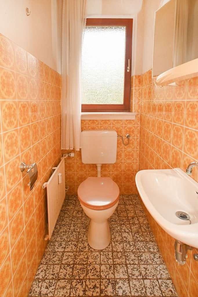 Immobilie in Springe - Zweifamilienhaus mit großem Grundstück und vielseitigem Nutzungspotenzial! - Bild 3