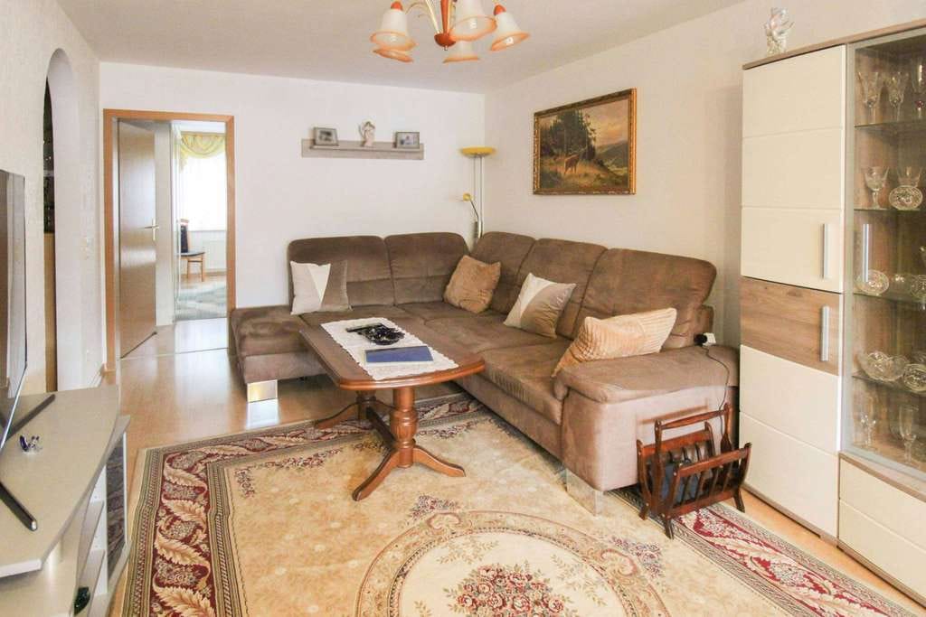 Immobilie in Neckarsulm - Ort der Gemütlichkeit: 2-Zi.-Etagenwohnung in Neckarsulm-Amorbach - Bild 1
