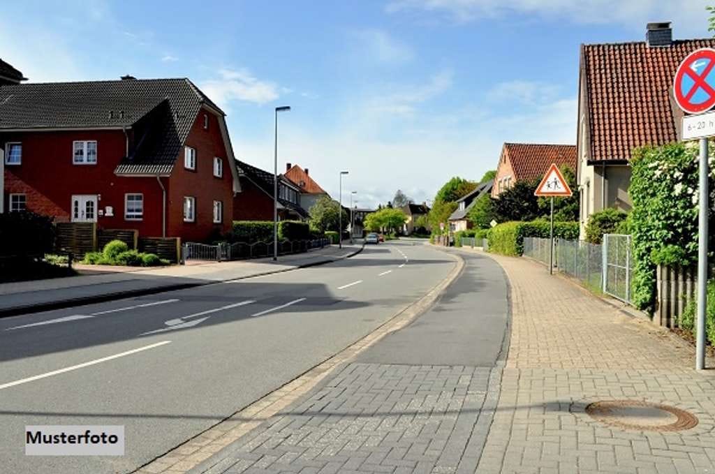 Immobilie in Ratekau - Einfamilienhaus nebst Garage in ruhiger Wohnlage - provisionsfrei - Bild 0