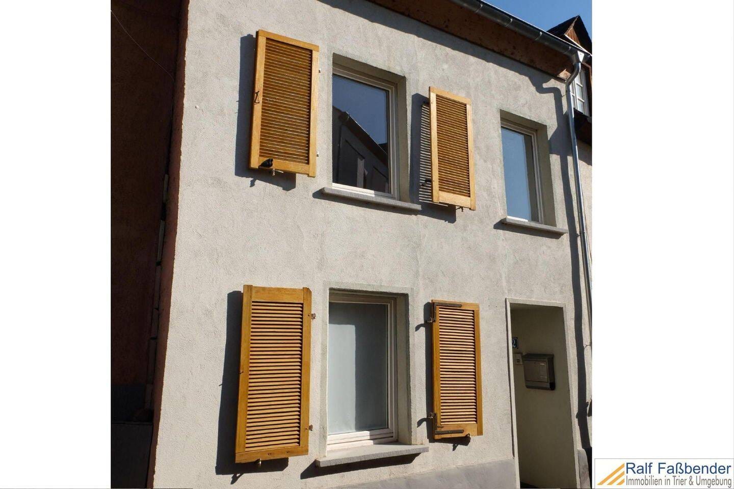 Immobilie in Kenn - Kenn, gemütliches u. teilmodernisiertes Reihenhaus mit Dachterrasse zu verkaufen. - Bild 0