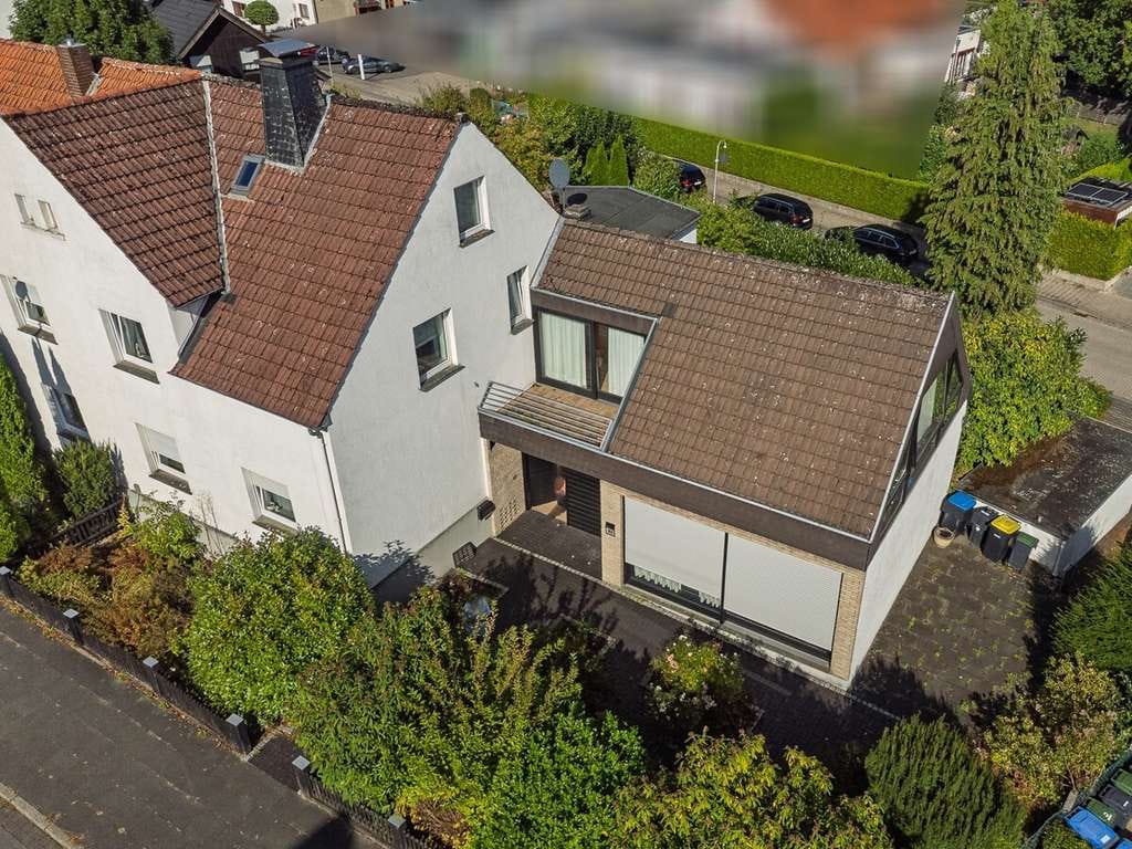 Immobilie in Oerlinghausen - Wow! Ideal für die große Familie in Oerlinghausen Altstadt – Haus mit vielen Möglichkeiten! - Bild 0