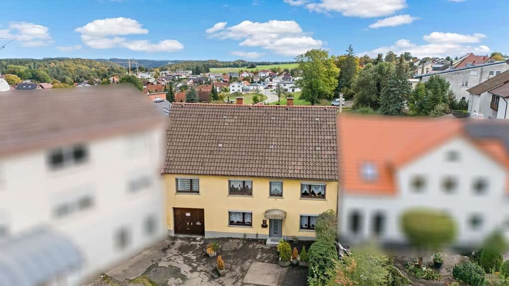 Immobilie in Stetten am kalten Markt - Großes Einfamilienhaus in zentrumsnaher Lage  - Bild 1