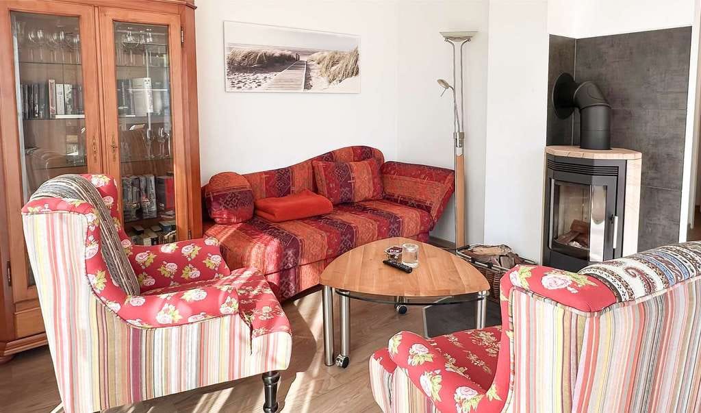 Immobilie in Zirchow - Insel-Idyll unter Reet: Modernes Komfort-Ferienhaus mit Kamin im Fischerdorf Zirchow - Bild 3