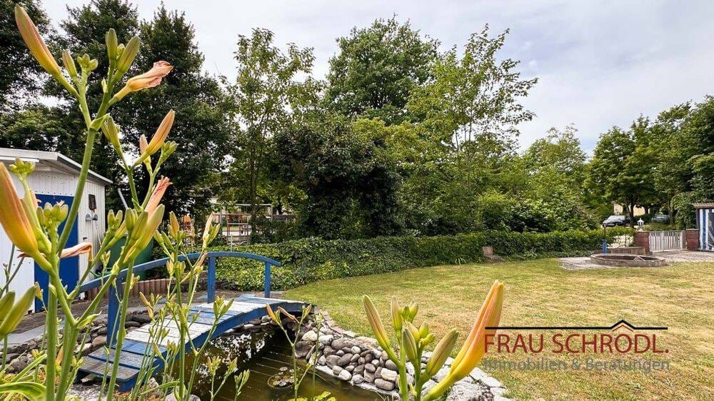 Immobilie in Eigeltingen - Großzügiges Zweifamilienhaus mit Wintergarten, PV-Anlage und vielseitigen Nutzungsmöglichkeiten in Eigeltingen - Bild 2