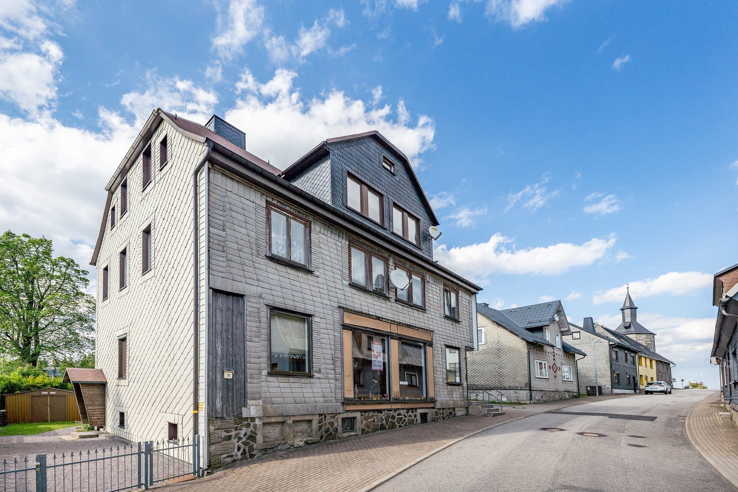 Immobilie in Großbreitenbach - Kapitalanlage mit Potential - Bild 0