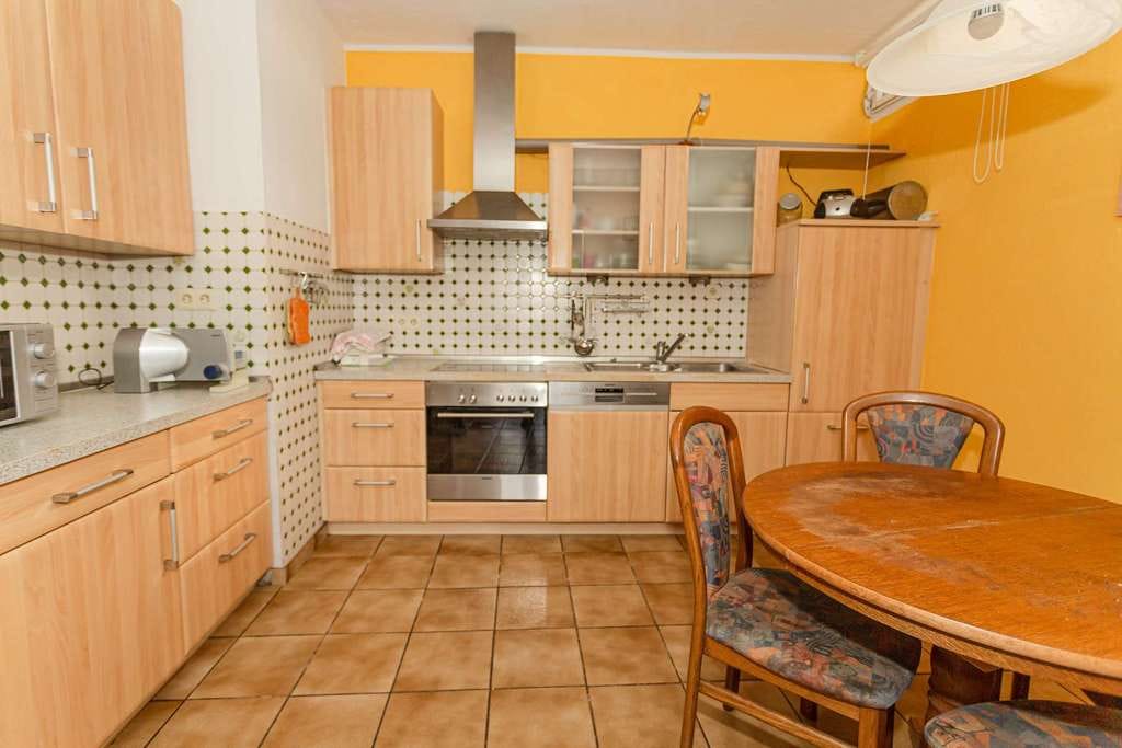 Immobilie in Ellenz-Poltersdorf - Ein Haus nahe Cochem - mit 2 Terrassen, Balkon und Garage in hochwassersicherer Lage - Bild 4