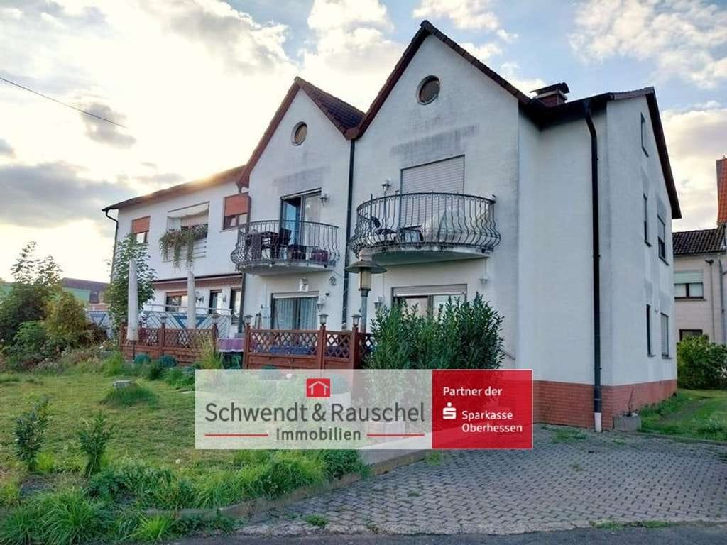Immobilie in Wölfersheim - 3 Familienhaus mit Frisörsalon in Wölfersheim-Melbach - Bild 0