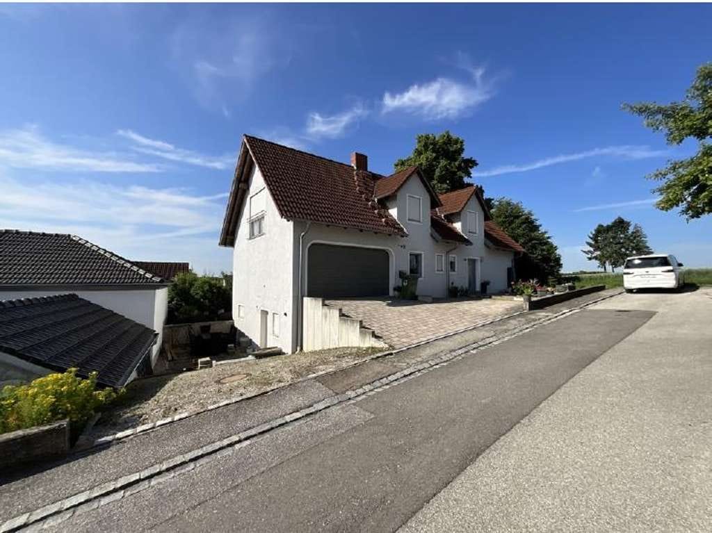 Immobilie in Hettenshausen - Traumhafte Ortsrandlage - für Handwerker und Bastler;  Wohnhaus mit Einliegerwohnung in Ilmmünster - Bild 2
