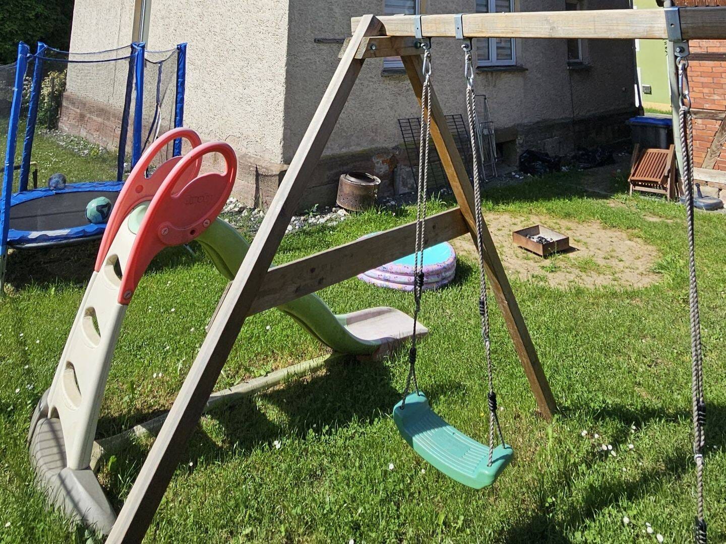 Immobilie in Sonneberg - Mehrfamilienhaus in ruhiger Wohnlage in Frankenblick OT Schalkau - Bild 1